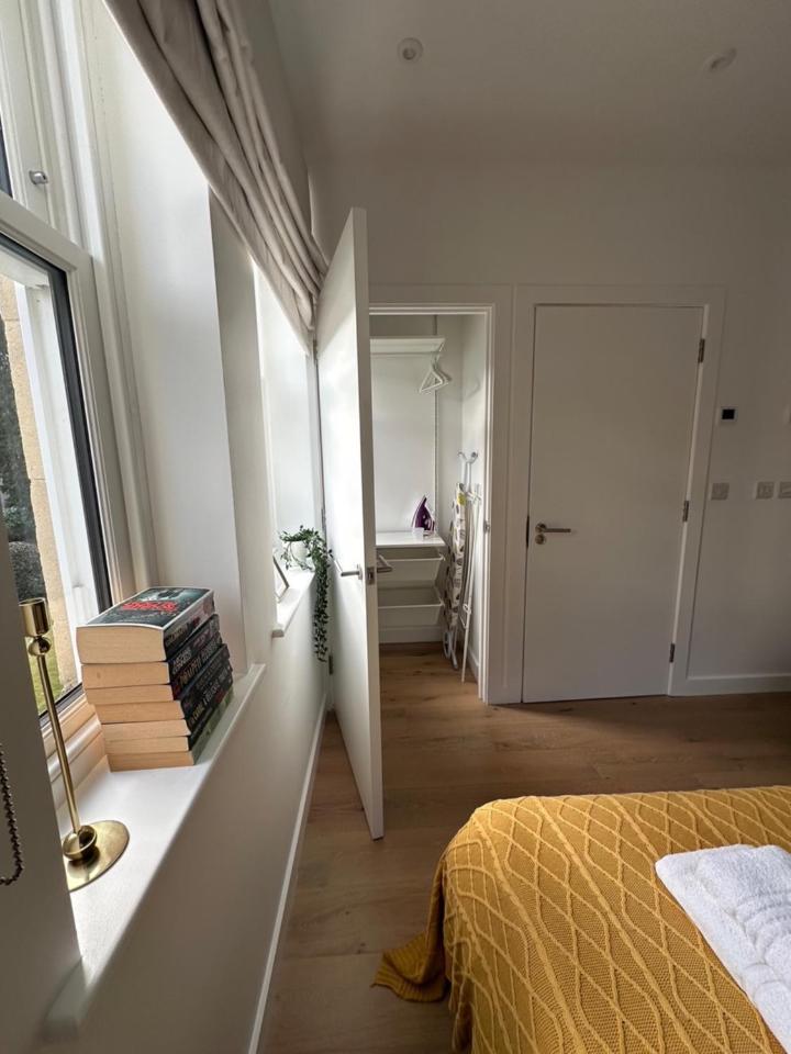 Апартаменти Contemporary Pied A Terre In The Heart Of Бат Екстер'єр фото
